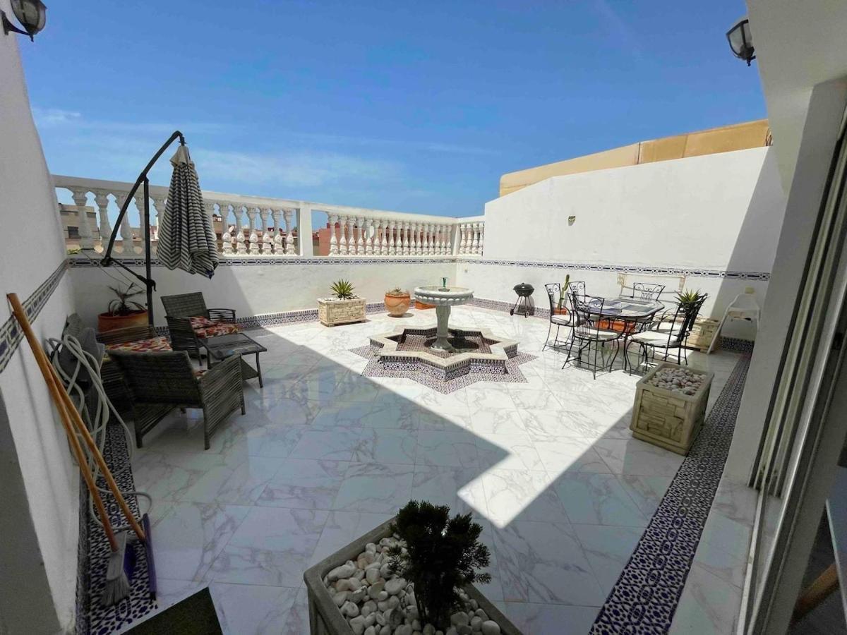 Luxe Grand Terrasse Apartment